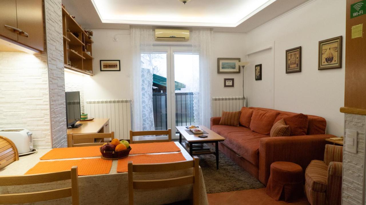 Apartment Akacija Gardens Belgrad Zewnętrze zdjęcie