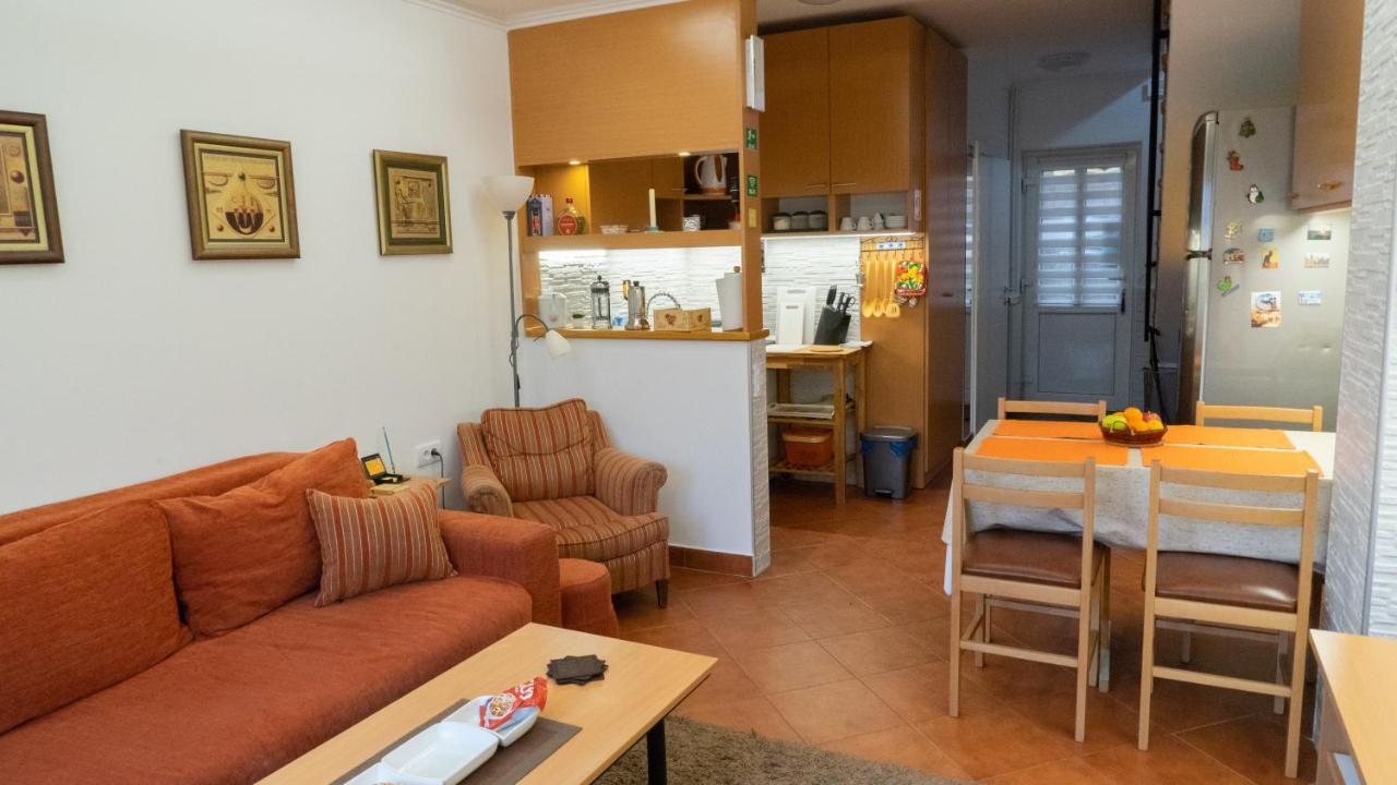 Apartment Akacija Gardens Belgrad Zewnętrze zdjęcie