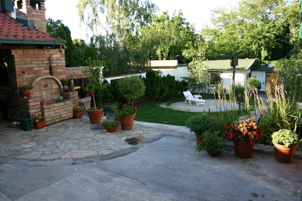 Apartment Akacija Gardens Belgrad Zewnętrze zdjęcie